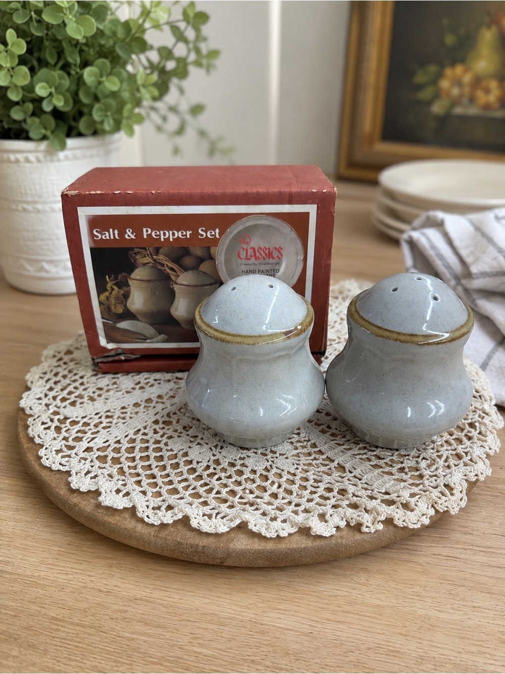 Vintage NIB “The Classics” Hand Painted Stoneware Salt & Pepper Set By Hearthsid
